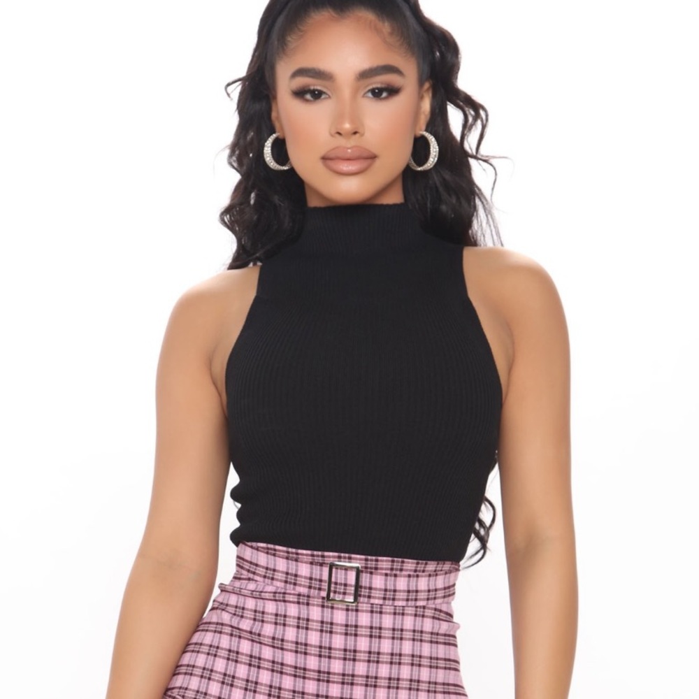 Turtle Neck Cropped Sweater